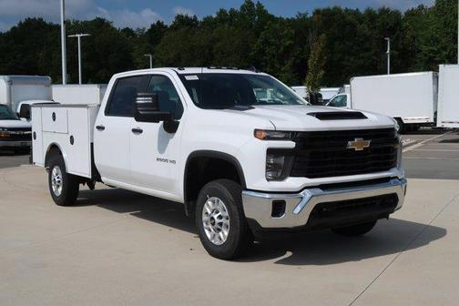 Summit White 2026 Chevrolet Silverado 2500 WT