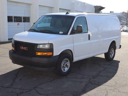 2023 GMC Savana 2500 Work Van