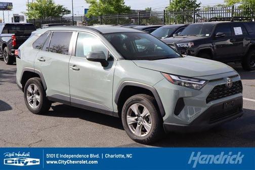 2022 Toyota RAV4 XLE