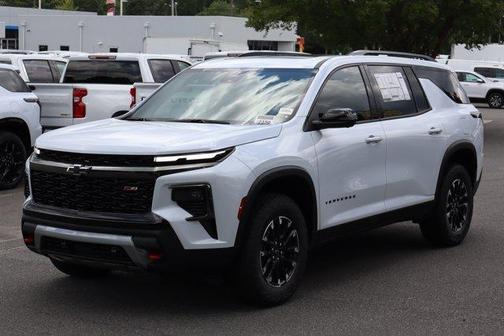 Polar White 2026 Chevrolet Traverse Z71