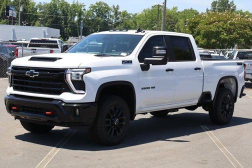 Summit White 2026 Chevrolet Silverado 2500 LT
