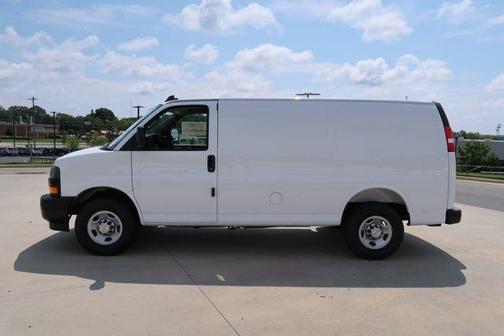 Summit White 2026 Chevrolet Express 2500 Work Van