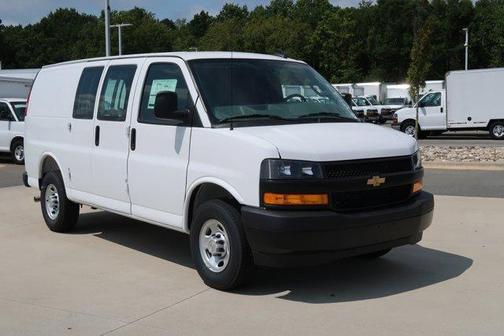 Summit White 2026 Chevrolet Express 2500 Work Van