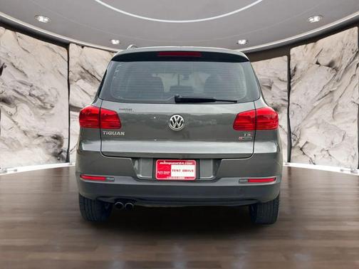 2016 Volkswagen Tiguan 2.0T S 4MOTION