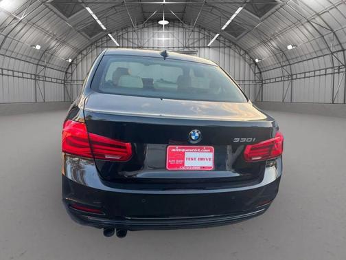 2017 BMW 330 330i Sedan 4D