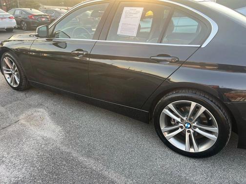 2017 BMW 330 330i Sedan 4D