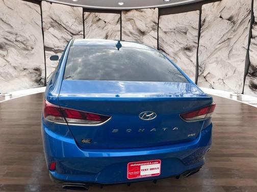 2018 Hyundai SONATA Sport 2.0T