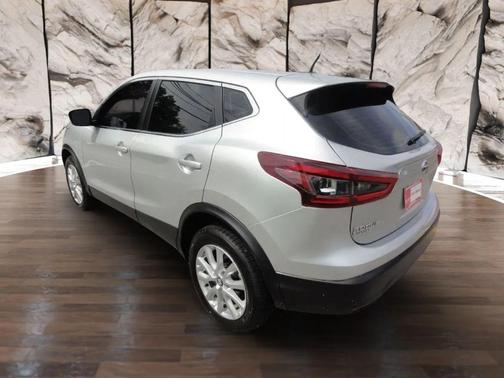 2022 Nissan Rogue Sport S