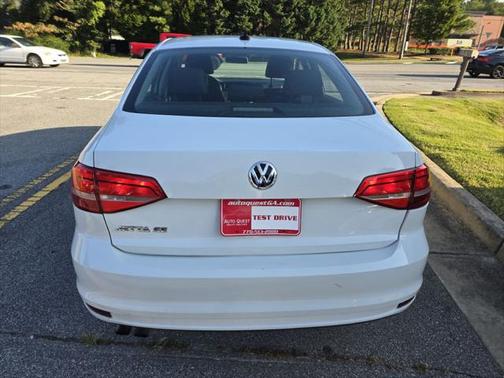 2015 Volkswagen Jetta Auto SE w/Connectivity