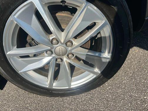 2016 Audi Q3 2.0T Premium Plus