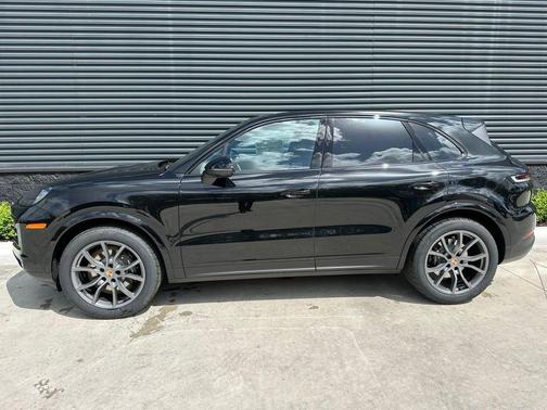 2025 Porsche Cayenne S