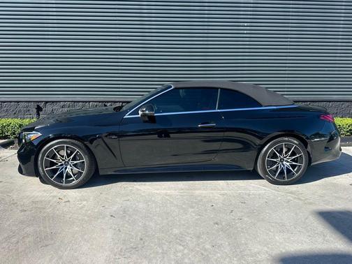 2025 Mercedes-Benz AMG CLE 53 Base