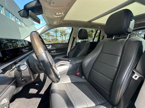 2023 Mercedes-Benz GLS 450 4MATIC