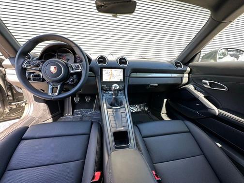 2025 Porsche 718 Cayman S