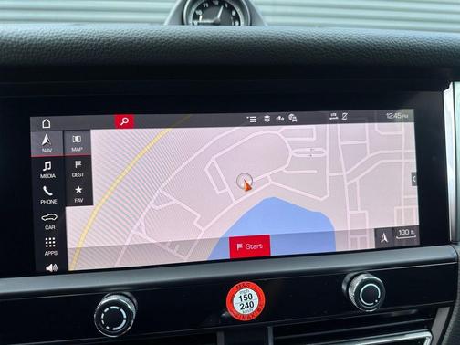 2025 Porsche Macan T