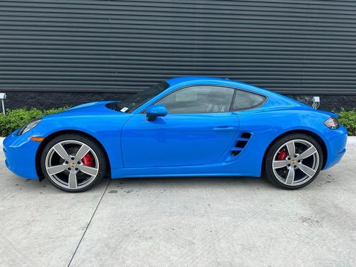 2025 Porsche 718 Cayman S
