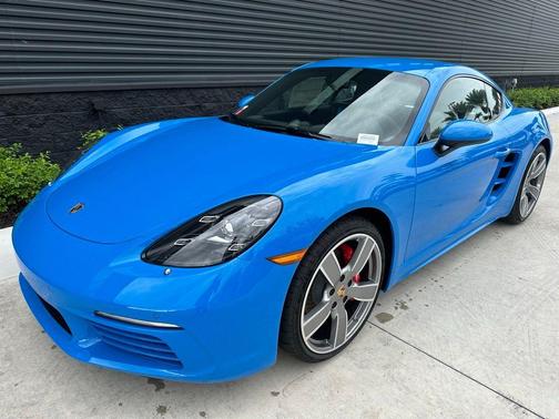 2025 Porsche 718 Cayman S