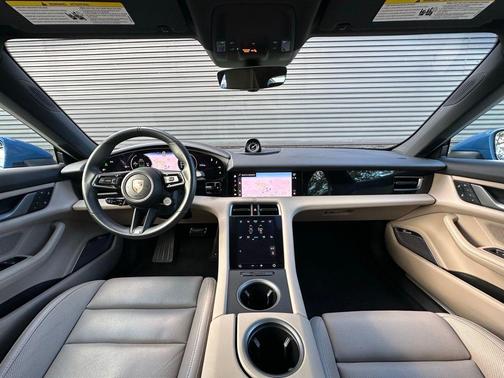 2025 Porsche Taycan Base