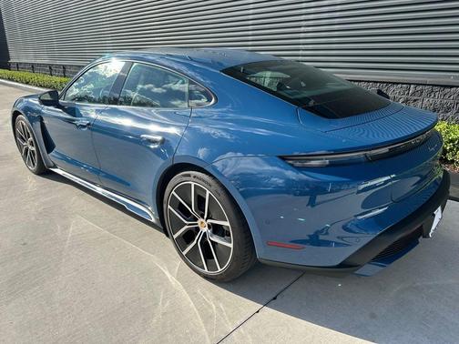 2025 Porsche Taycan Base