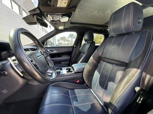 2019 Land Rover Range Rover Velar P250 SE R-Dynamic