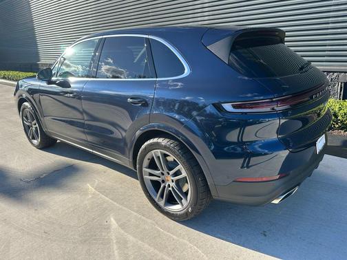 2026 Porsche Cayenne Base