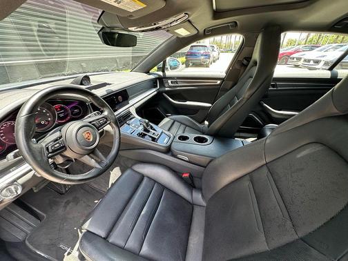 Silver Metallic 2023 Porsche Panamera