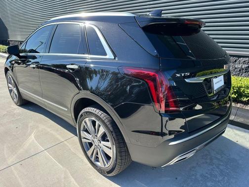 2025 Cadillac XT5 Premium Luxury