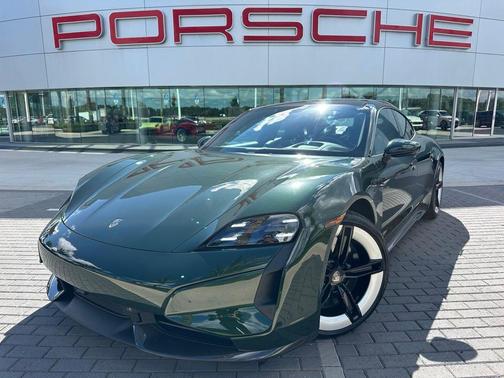 2025 Porsche Taycan Turbo