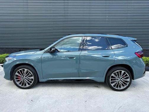 2024 BMW X1 xDrive28i