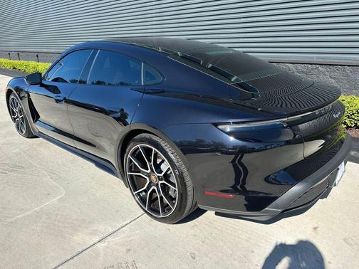 2023 Porsche Taycan Base