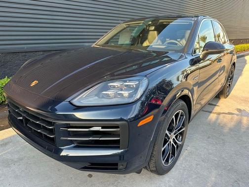 2026 Porsche Cayenne S