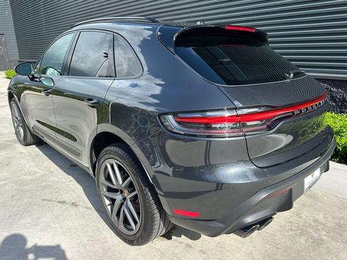 2023 Porsche Macan