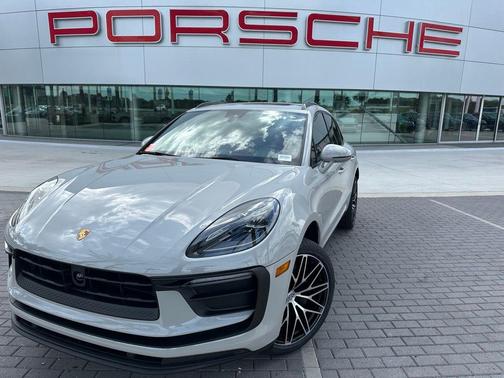 2025 Porsche Macan