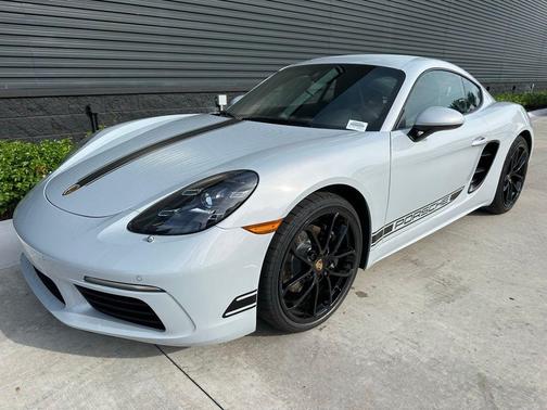 2025 Porsche 718 Cayman Style Edition