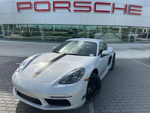 2025 Porsche 718 Cayman Style Edition