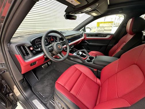 2026 Porsche Cayenne S
