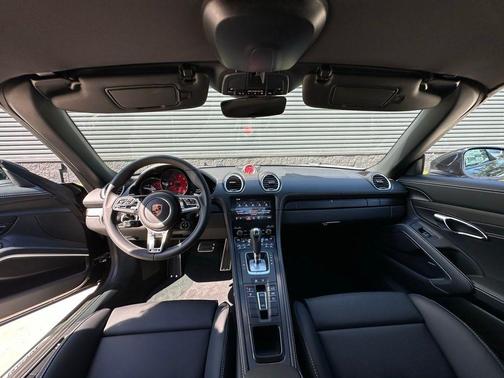 2025 Porsche 718 Boxster GTS 4.0