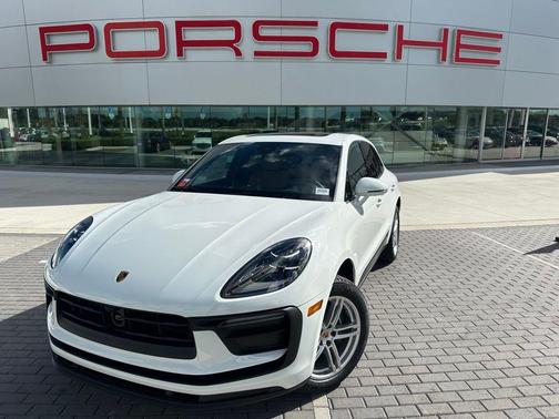 2025 Porsche Macan
