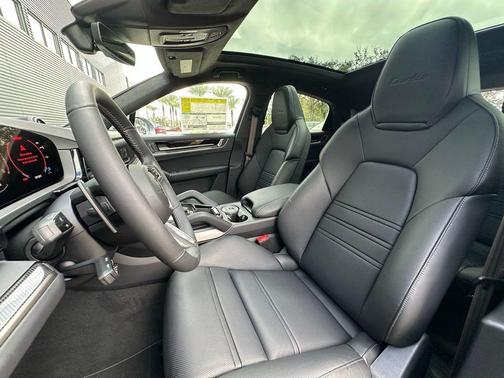 2026 Porsche Cayenne Turbo
