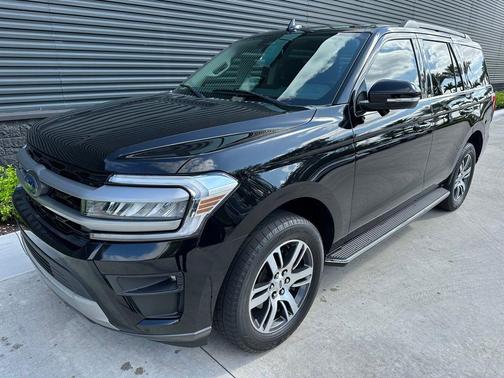2022 Ford Expedition XLT