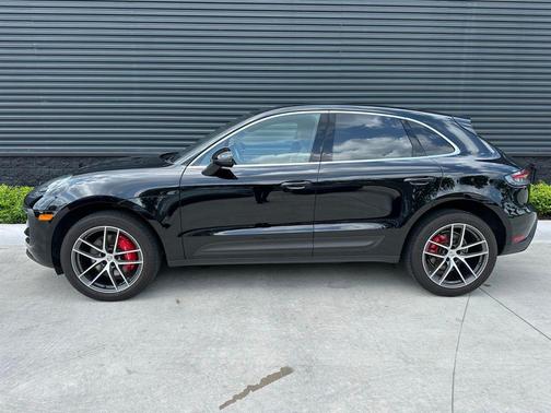 2023 Porsche Macan S