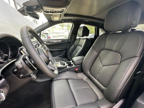 White 2026 Porsche Macan Base