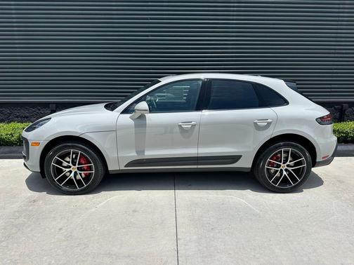 Chalk 2026 Porsche Macan S