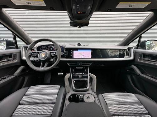 2026 Porsche Cayenne S Coupe AWD
