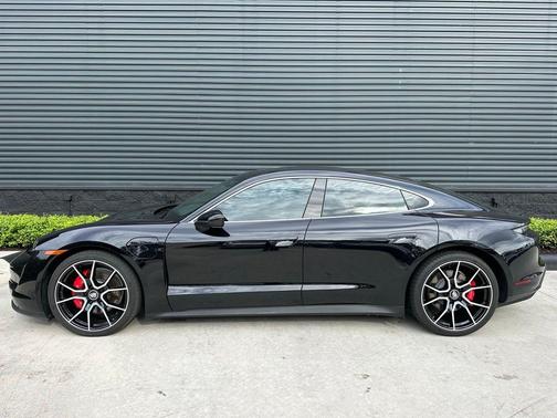 2023 Porsche Taycan 4S