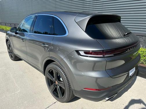 2026 Porsche Cayenne Base