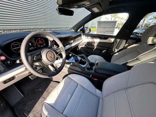 2026 Porsche Cayenne S