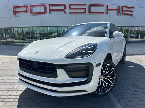 2023 Porsche Macan T