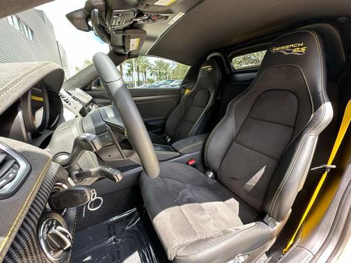 2024 Porsche 718 Spyder RS