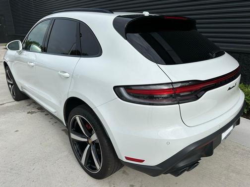 2023 Porsche Macan S